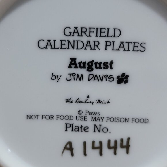 Garfield Calendar August Plate Jim Davis Plate No A 1444 Danbury Mint - Picture 7 of 14